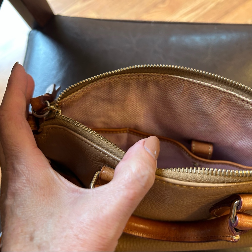 Dooney & Bourke Pebble Grain Small Zip Satchel Tan Leather w/ Strap - Picture 9 of 14